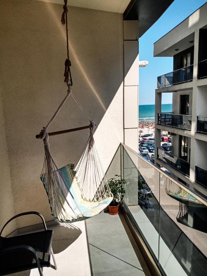 Ric Apartament Năvodari Exteriör bild