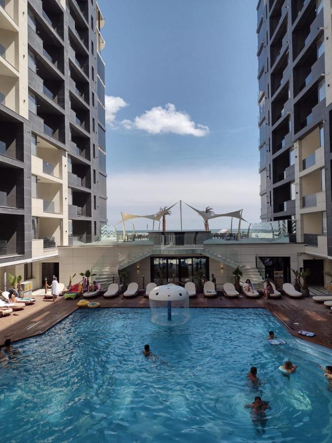 Ric Apartament Năvodari Exteriör bild
